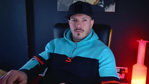 BlackWolf online show from December 23, 9:27 am