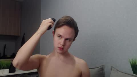 Angel online show from April 12, 4:41 pm