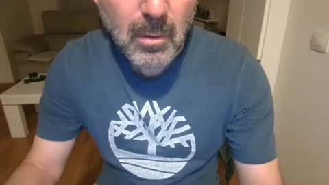 angelusi online show from May 4, 9:38 pm