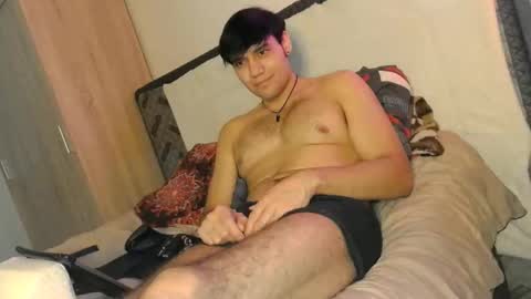 Snapshot of angrydeimos chatting on February 27, 3:58 am Deimos online show from February 27, 3:58 am