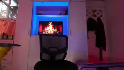 darg online show from March 18, 10:02 pm