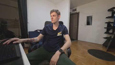    online show from November 19, 7:03 pm