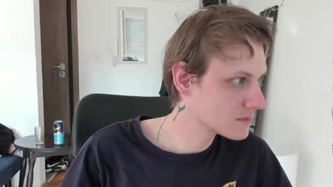    online show from April 9, 7:03 am