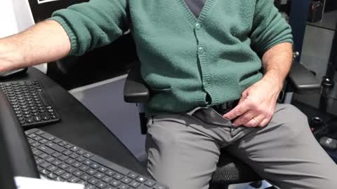 D online show from October 11, 3:49 pm