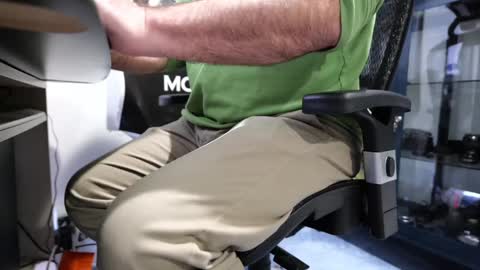 D online show from December 6, 3:00 pm