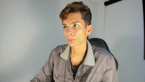 Jordan Mateo online show from January 3, 4:22 am