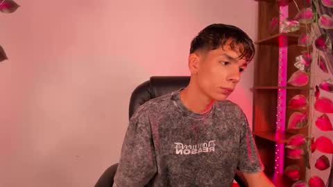 Jordan Mateo online show from February 14, 3:43 am