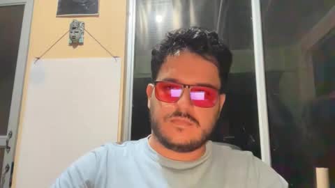 antonio2504 online show from May 9, 2:56 am