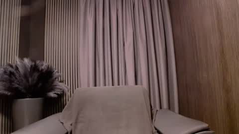 HI My name is Antonio online show from February 11, 8:03 pm