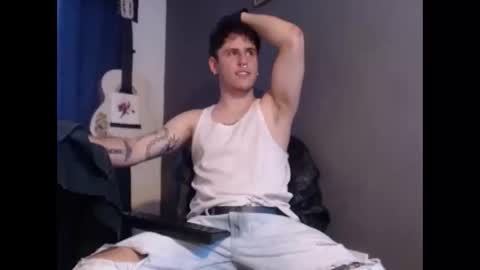 antonnello_ online show from January 8, 5:29 pm