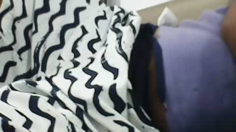 Snapshot of anupam373 chatting on March 3, 10:23 am anupam373 online show from March 3, 10:23 am