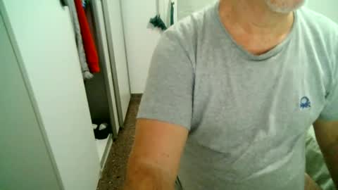 furry bear online show from October 4, 10:03 pm