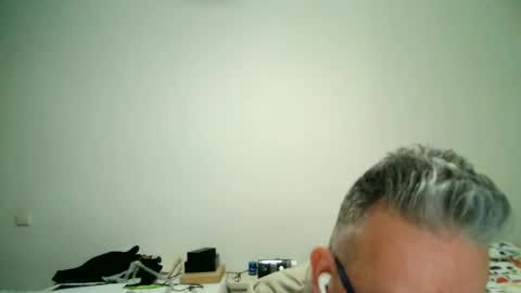 furry bear online show from January 2, 8:46 pm