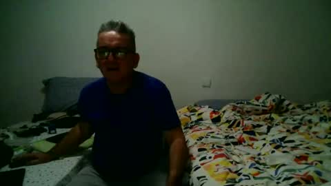 furry bear online show from December 29, 8:37 pm