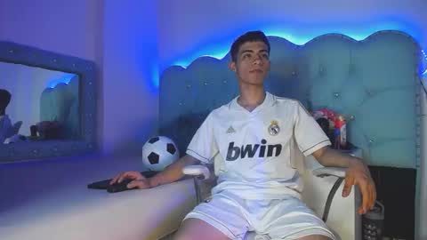 Apolo Richards online show from February 22, 8:21 pm