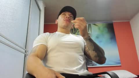 Jonathan online show from March 8, 2:48 am