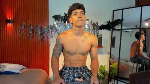 Snapshot of aress444 chatting on September 27, 2:20 am aress444 online show from September 27, 2:20 am