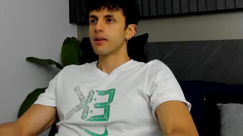 ariasaadeh online show from September 9, 12:04 pm