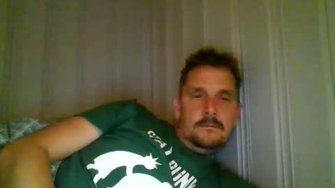 ariparikrigsmann online show from September 13, 8:32 pm