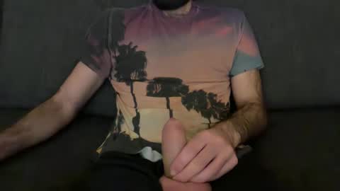 Snapshot of armoman12 chatting on December 4, 3:54 pm Armoman online show from December 4, 3:54 pm