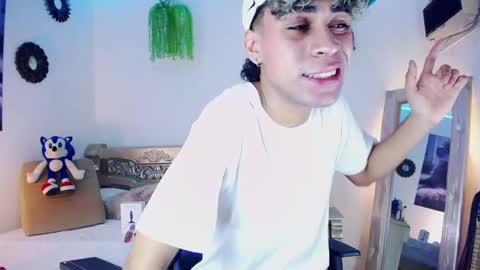 armond online show from February 1, 4:54 pm