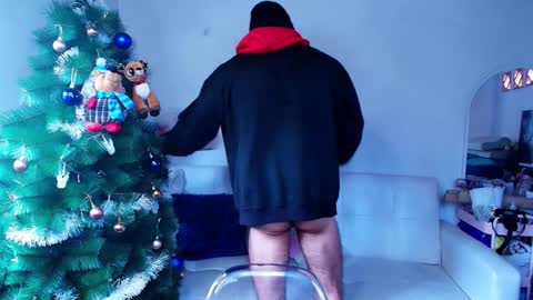 arnold black online show from December 31, 5:18 pm