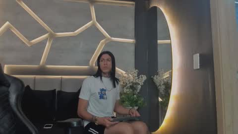 Arohom Lester online show from November 13, 11:04 am