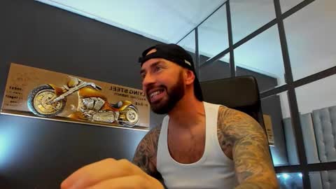 AronGrant online show from October 20, 11:25 am