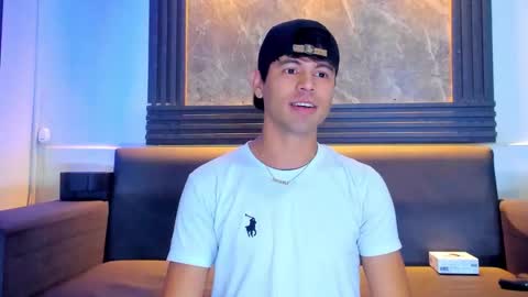 Aroon   online show from January 5, 8:12 pm