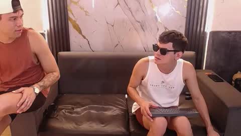 Aroon   online show from April 9, 6:19 am