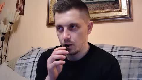 arromwilliam90 online show from April 17, 11:07 pm