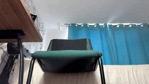   online show from January 1, 10:35 pm