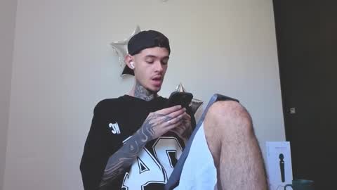   online show from September 20, 10:04 am