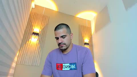 arthur_howard online show from December 22, 3:47 am