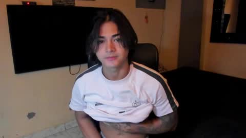 I AM HERE online show from April 17, 2:03 am