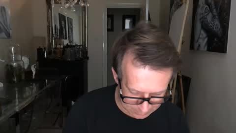 artisterotic online show from January 27, 6:31 pm