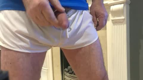 artybee online show from October 19, 10:29 am