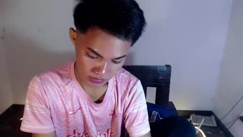 asian_lover05 online show from March 27, 5:36 pm