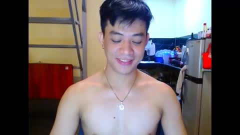 asiandreamboyx online show from February 19, 6:43 am