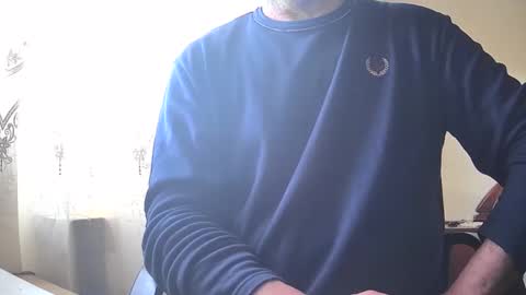 Snapshot of astelover chatting on December 22, 10:06 am astelover online show from December 22, 10:06 am