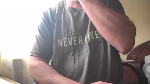 Snapshot of astelover chatting on December 9, 1:36 pm astelover online show from December 9, 1:36 pm