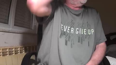 Snapshot of astelover chatting on December 3, 6:49 pm astelover online show from December 3, 6:49 pm