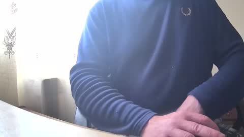 Snapshot of astelover chatting on December 27, 2:23 pm astelover online show from December 27, 2:23 pm