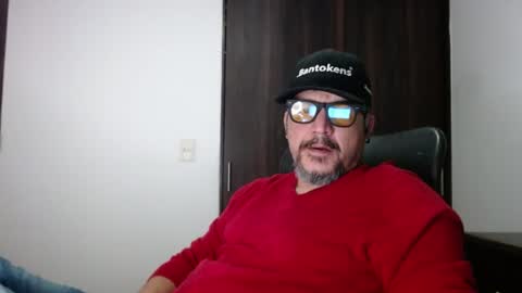 Nick Astton online show from June 18, 1:51 am
