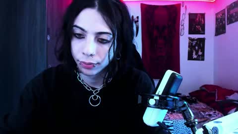 Snapshot of atheneoo_ chatting on October 23, 5:22 am athenauwu online show from October 23, 5:22 am