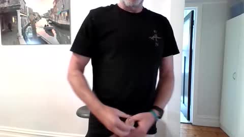 aussiemaninmelbourne online show from March 27, 12:15 am