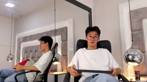 austinreeds online show from October 26, 9:39 pm