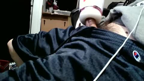 averagecharles757569 online show from October 6, 12:15 am