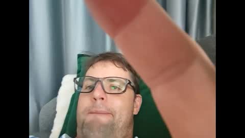 averagejoe2025 online show from October 3, 4:28 am