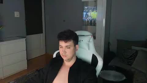 Artur online show from March 9, 7:59 pm